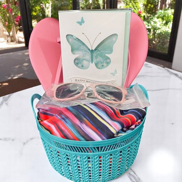 Yonique Swimsuit 22W Flip Flops Sz 10 Sunglasses Mothers Day Gift Set Beach - Picture 1 of 16